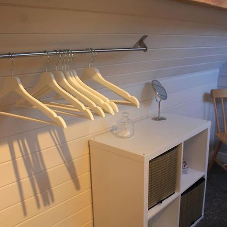 The Scullery - A Quirky Annex With Wood Fire Villa Huddersfield Eksteriør bilde