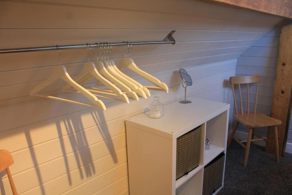 The Scullery - A Quirky Annex With Wood Fire Villa Huddersfield Eksteriør bilde