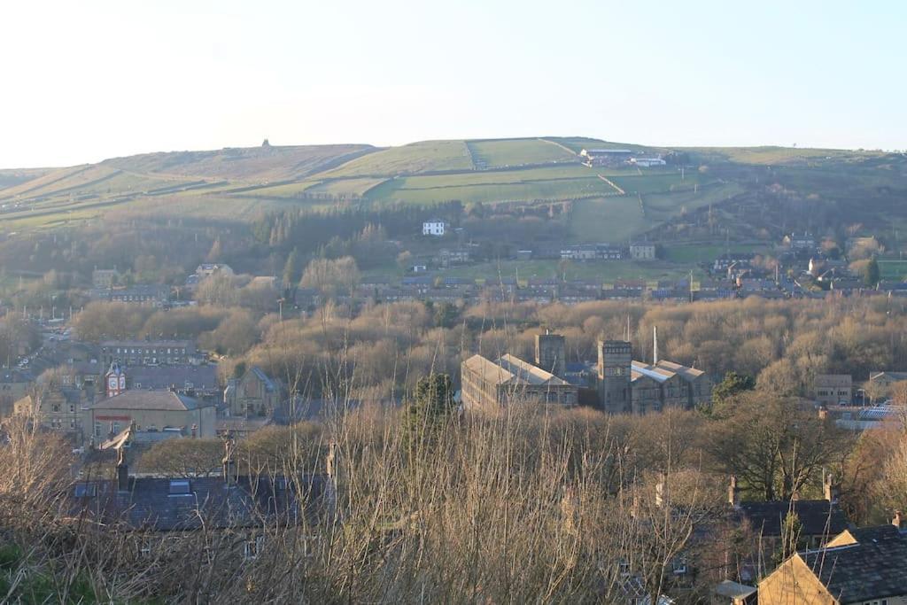 The Scullery - A Quirky Annex With Wood Fire Villa Huddersfield Eksteriør bilde