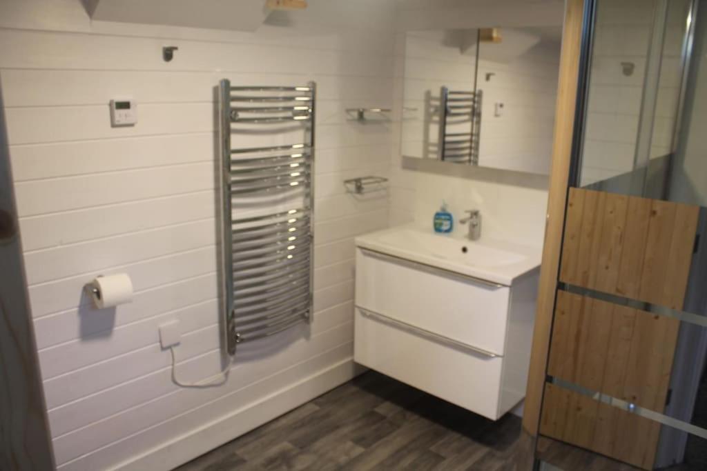The Scullery - A Quirky Annex With Wood Fire Villa Huddersfield Eksteriør bilde