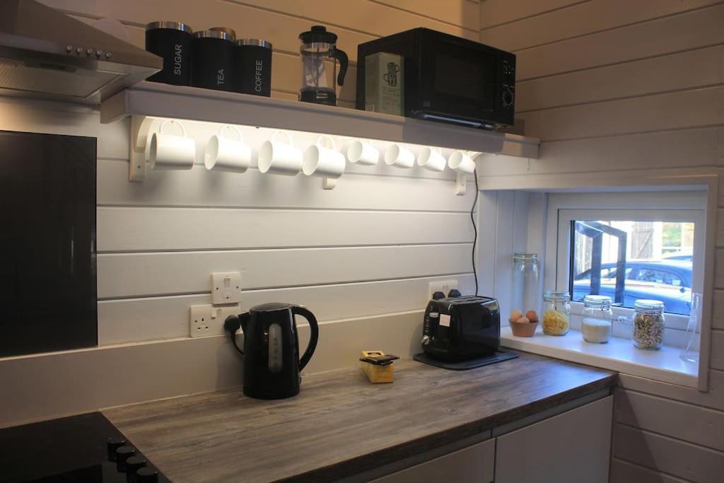 The Scullery - A Quirky Annex With Wood Fire Villa Huddersfield Eksteriør bilde
