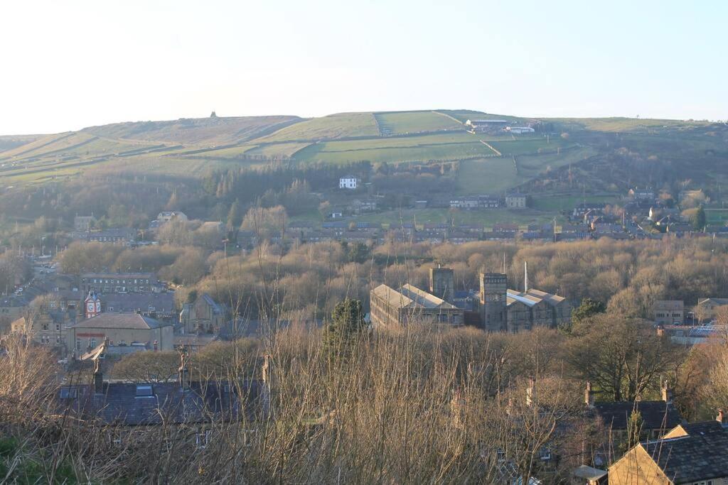 The Scullery - A Quirky Annex With Wood Fire Villa Huddersfield Eksteriør bilde